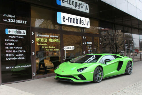 Продам Lamborghini Aventador Lamborghini Aventador S Carbon 2018 года в Киеве