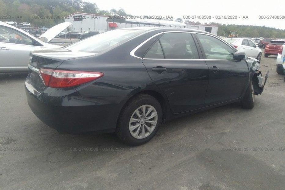 Продам Toyota Camry LE 2016 года в Харькове