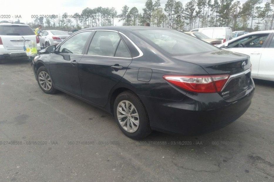 Продам Toyota Camry LE 2016 года в Харькове