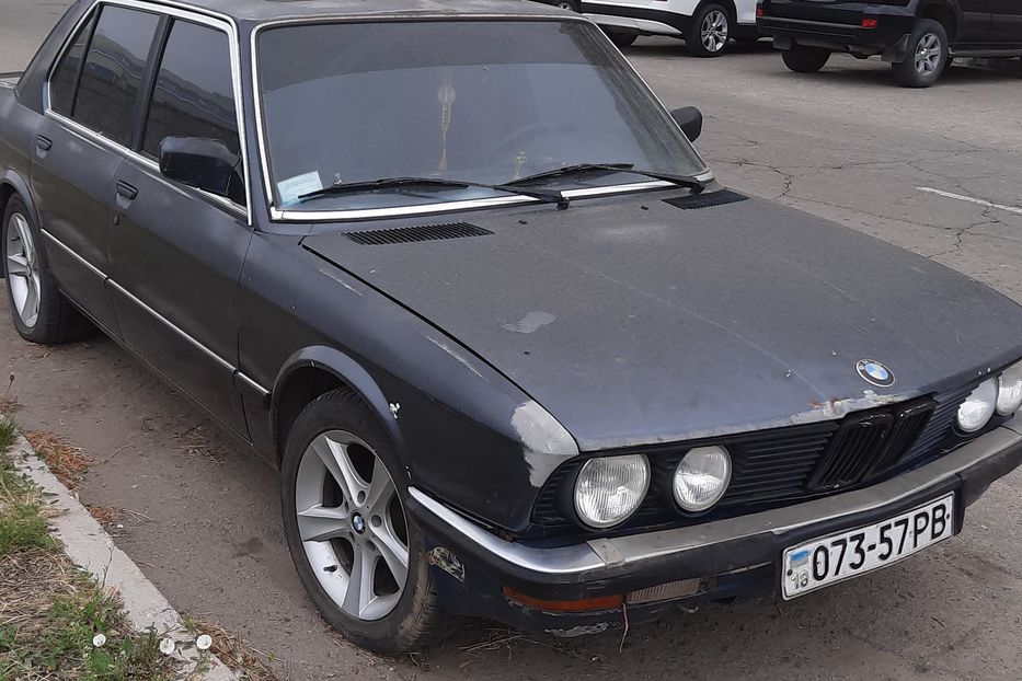 Продам BMW 520 1986 года в Одессе