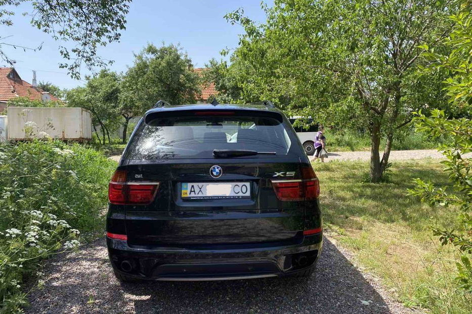 Продам BMW X5 2012 года в Харькове