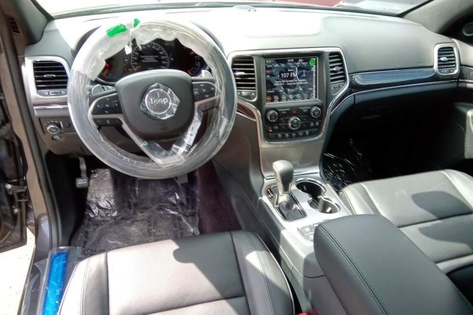 Продам Jeep Grand Cherokee Overland Diesel 2019 года в Киеве