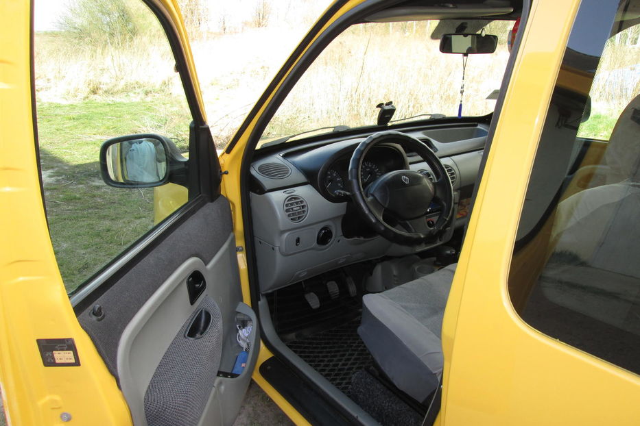Продам Renault Kangoo пасс. 2008 года в Ровно