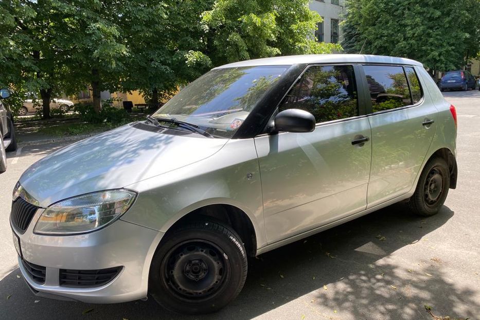 Продам Skoda Fabia 2012 года в Киеве