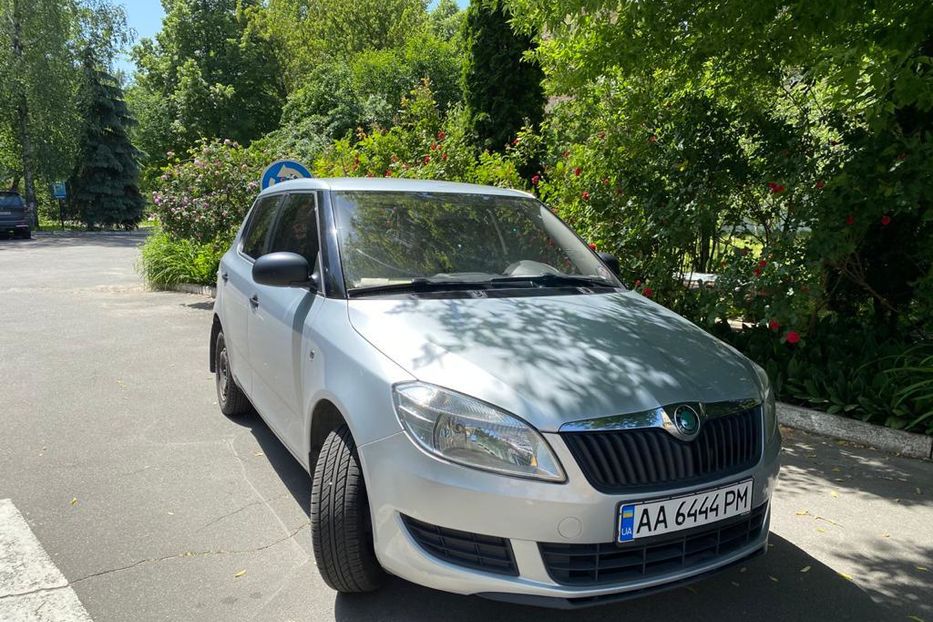 Продам Skoda Fabia 2012 года в Киеве