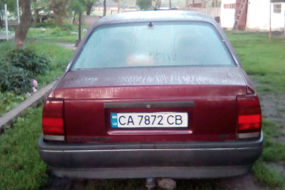 Продам Opel Omega А 1990 года в г. Смела, Черкасская область