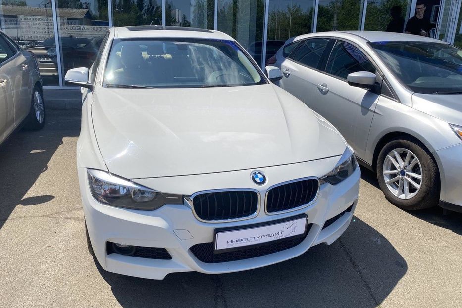 Продам BMW 328 2015 года в Киеве