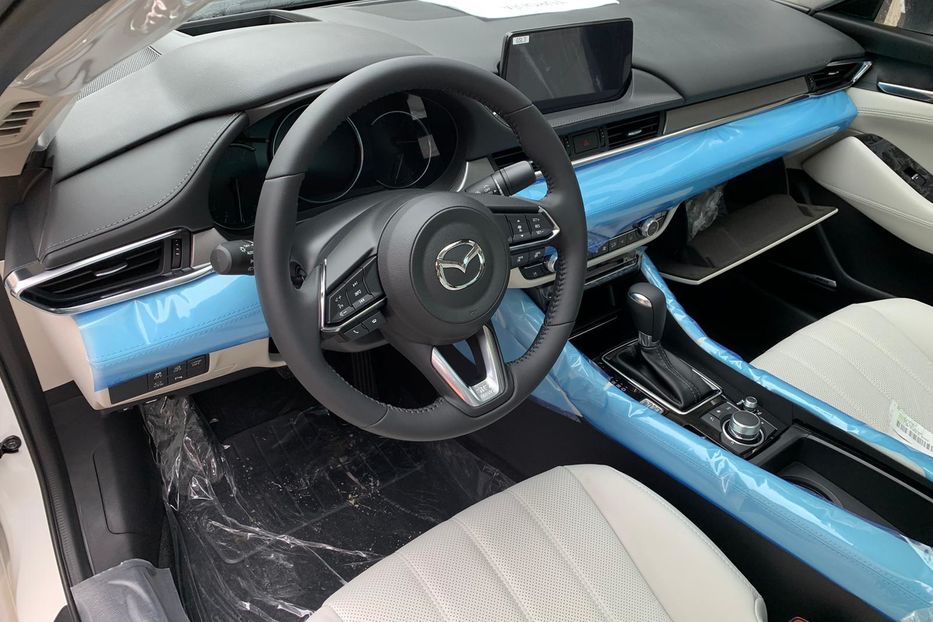 Продам Mazda 6 Тор+ 2020 года в Киеве
