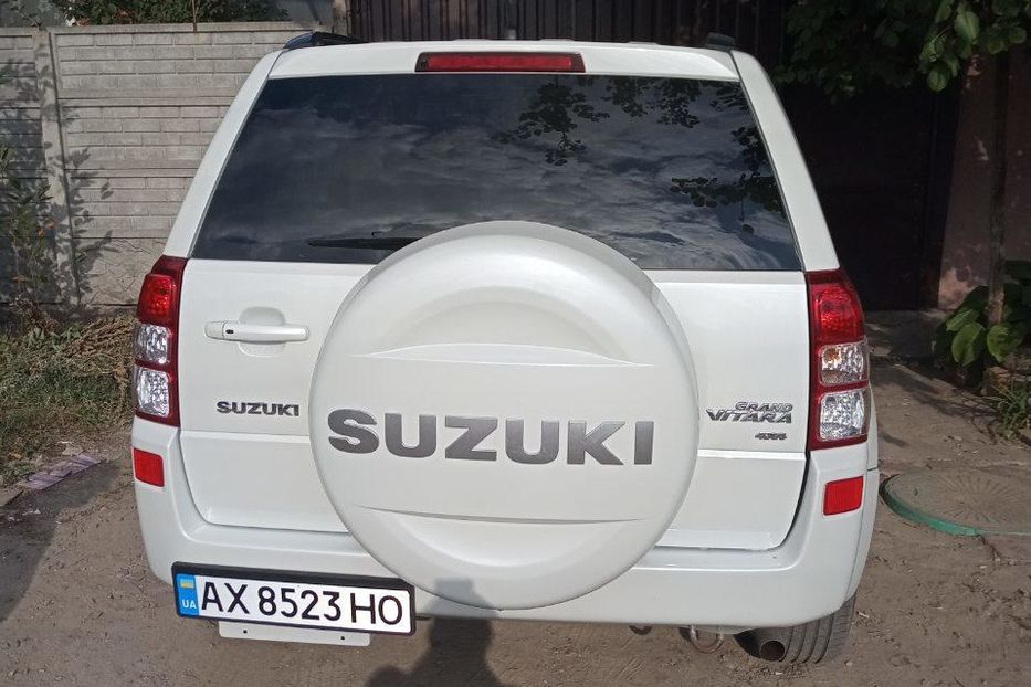 Продам Suzuki Grand Vitara Хорошая 2012 года в Харькове