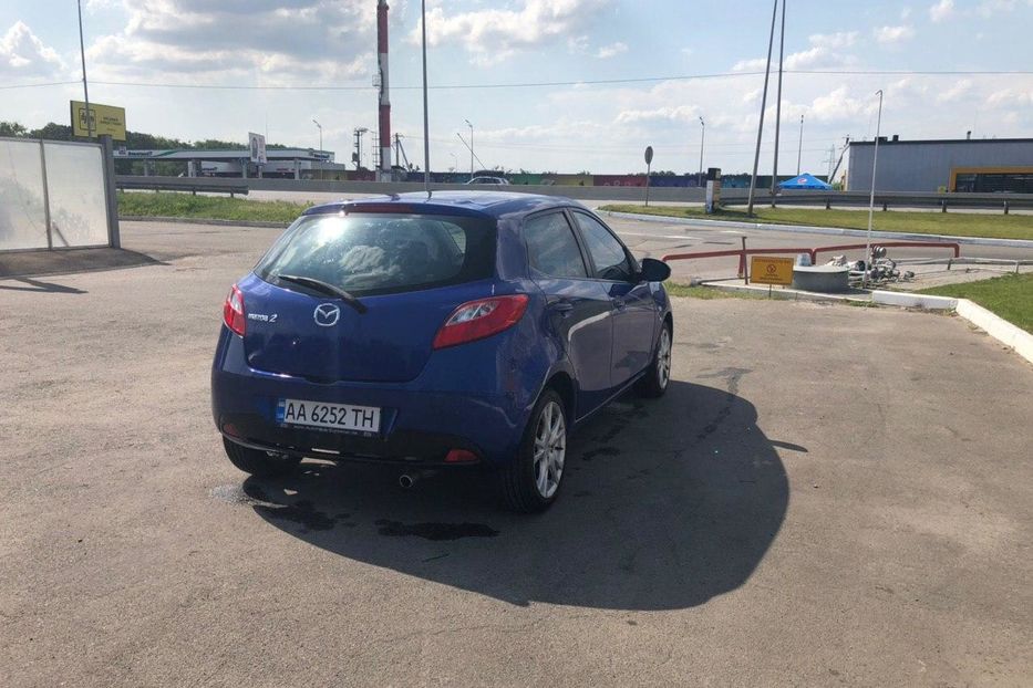 Продам Mazda 2 2008 года в Киеве