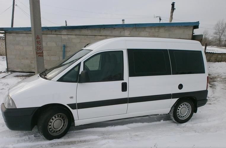 Продам Peugeot Expert пасс. 2005 года в Харькове
