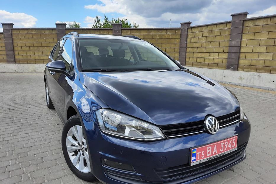 Продам Volkswagen Golf VII Automat 2015 года в г. Дубно, Ровенская область