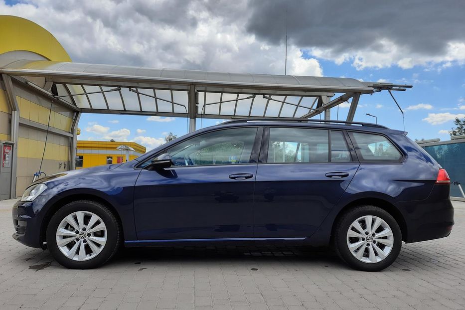 Продам Volkswagen Golf VII Automat 2015 года в г. Дубно, Ровенская область