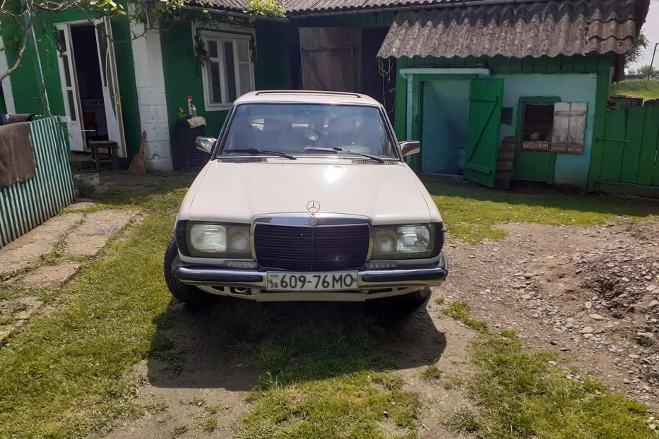 Продам Mercedes-Benz 200 1984 года в г. Снятин, Ивано-Франковская область
