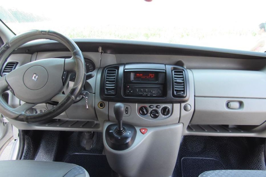 Продам Renault Trafic пасс. груз-пас 2010 года в Киеве