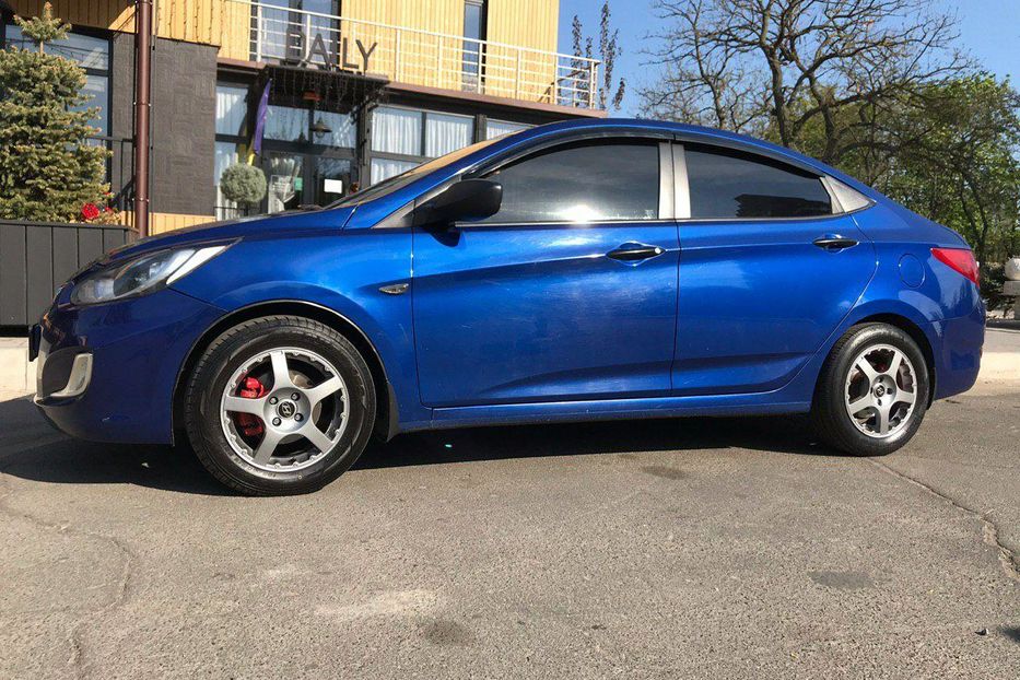 Продам Hyundai Accent  2013 года в Николаеве