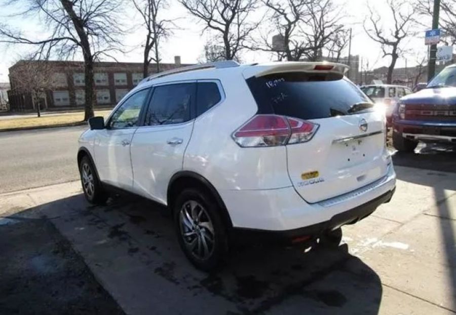 Продам Nissan Rogue 2.5i AWD 2016 года в Львове