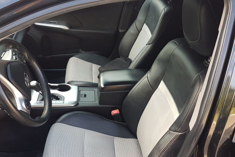 Продам Toyota Camry SE 2014 года в Киеве