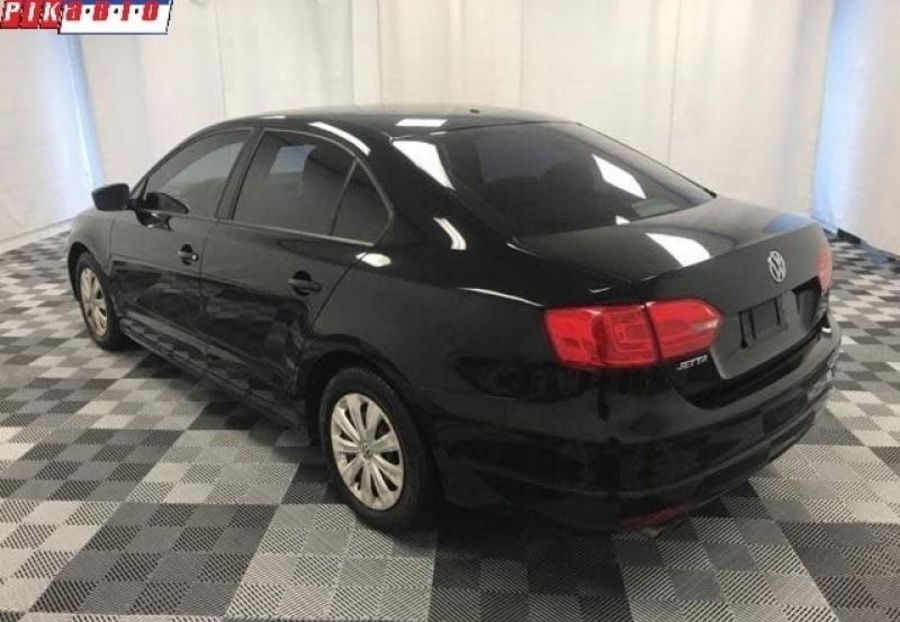 Продам Volkswagen Jetta 2.0i AT 2011 года в Львове