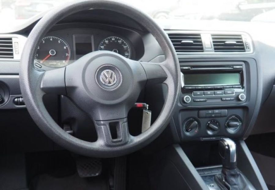 Продам Volkswagen Jetta 2.0i AT 2012 года в Львове