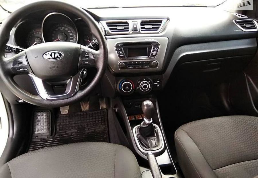 Продам Kia Rio 1.4 2013 года в Ивано-Франковске