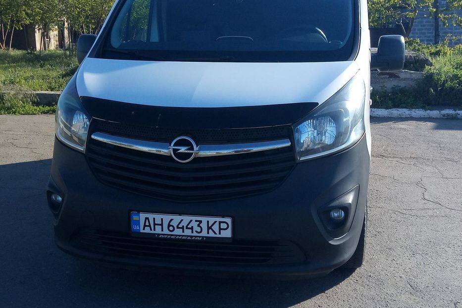 Продам Opel Vivaro груз. 2014 года в г. Покровск, Донецкая область