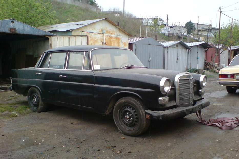 Продам Mercedes-Benz 200 1966 года в Одессе