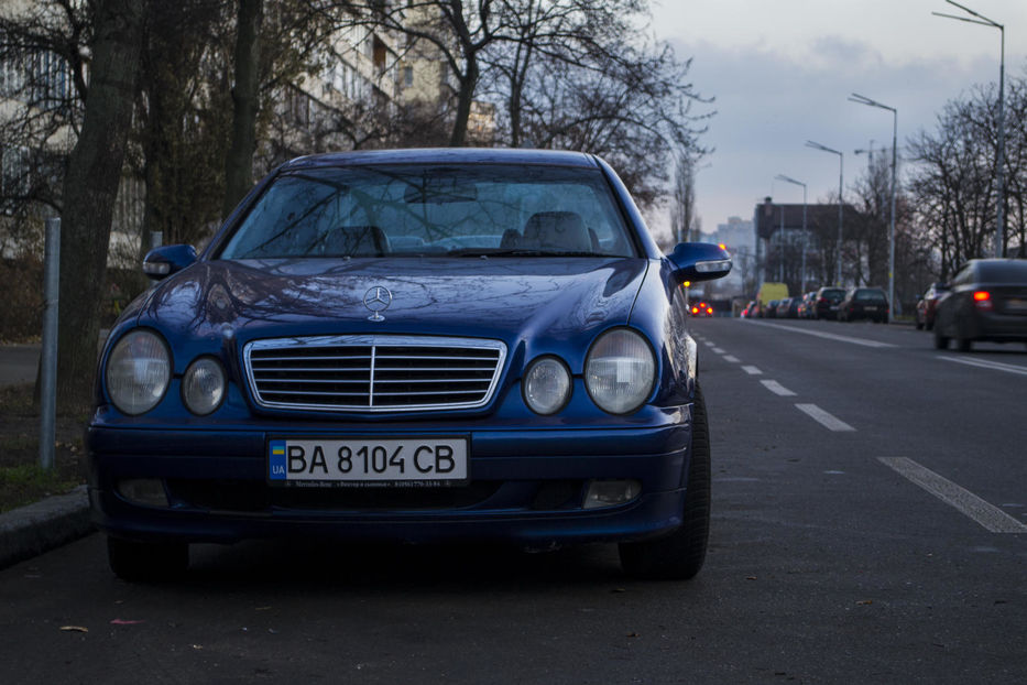 Продам Mercedes-Benz CLK 200 Kompresor 2001 года в Киеве