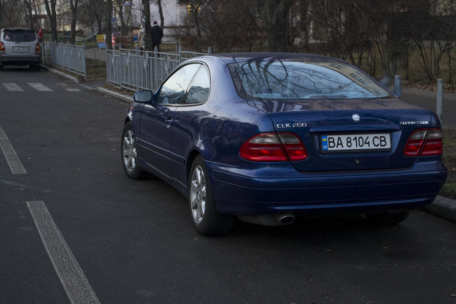 Продам Mercedes-Benz CLK 200 Kompresor 2001 года в Киеве