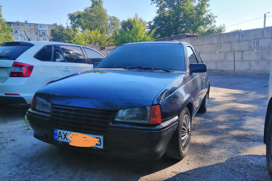 Продам Opel Kadett 1988 года в Харькове