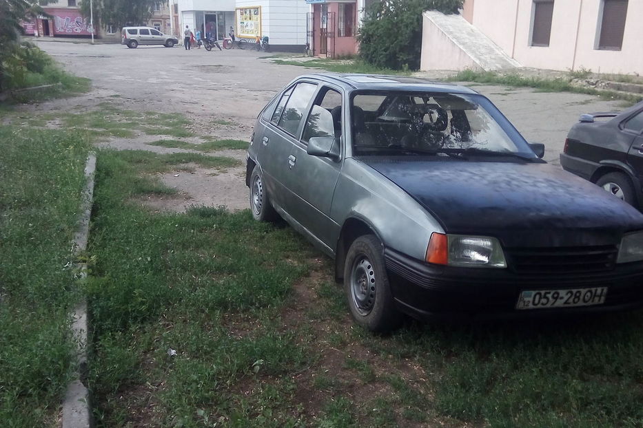 Продам Opel Kadett 1987 года в г. Новая прага, Кировоградская область