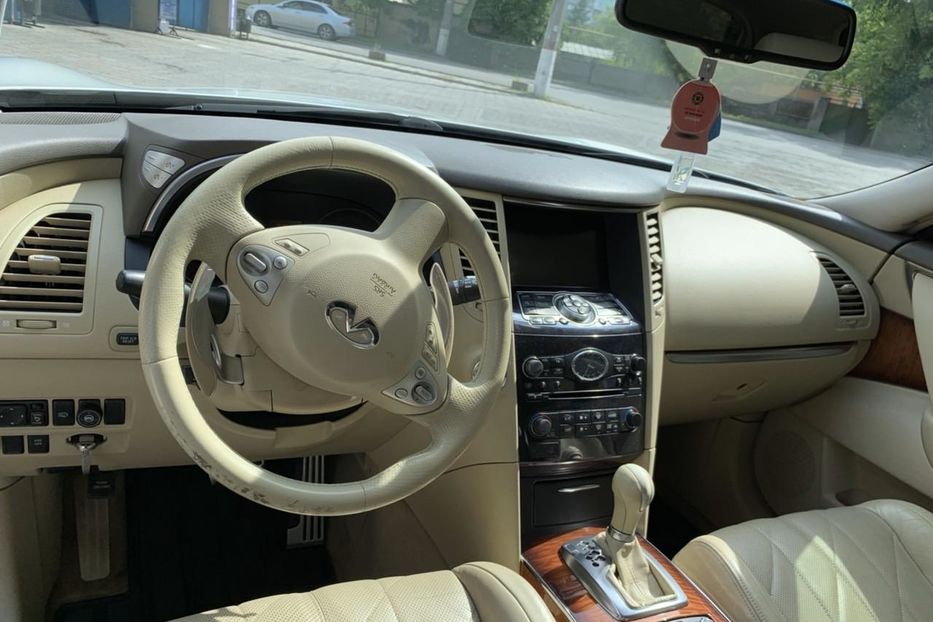 Продам Infiniti FX 2010 года в Одессе