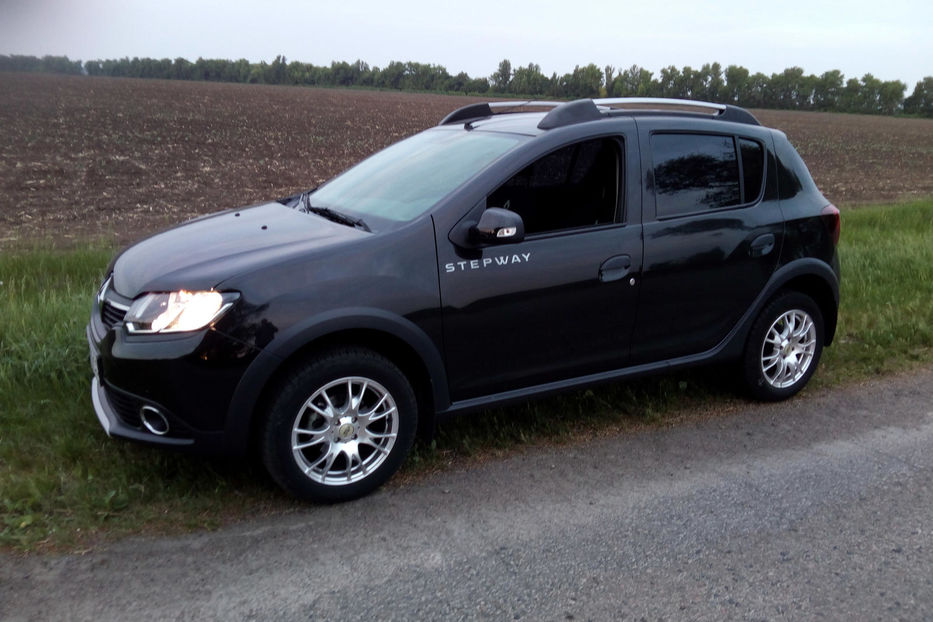 Продам Renault Sandero StepWay stepway 2014 года в г. Умань, Черкасская область