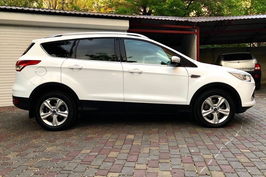 Продам Ford Kuga Не крашена. 2013 года в Николаеве