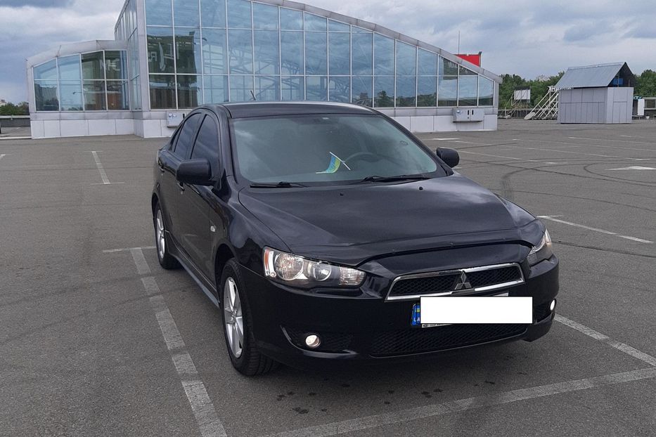 Продам Mitsubishi Lancer X 2008 года в Киеве