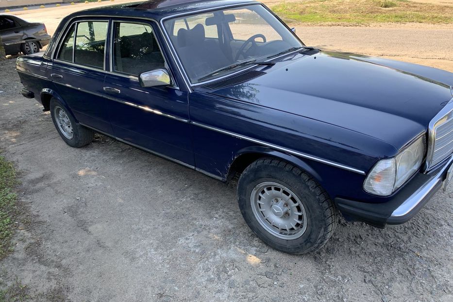 Продам Mercedes-Benz Mercedes Мерседес 123  1982 года в Одессе