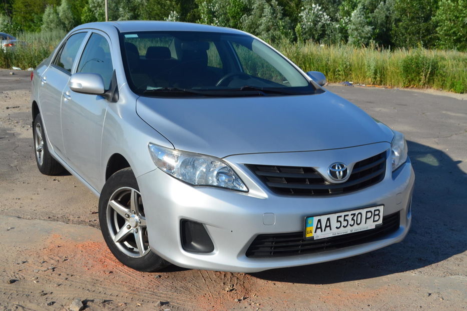 Продам Toyota Corolla 2012 года в Киеве