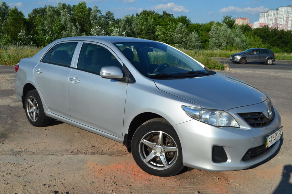 Продам Toyota Corolla 2012 года в Киеве