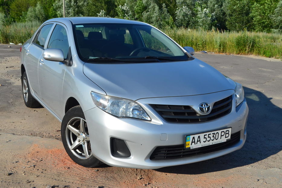 Продам Toyota Corolla 2012 года в Киеве