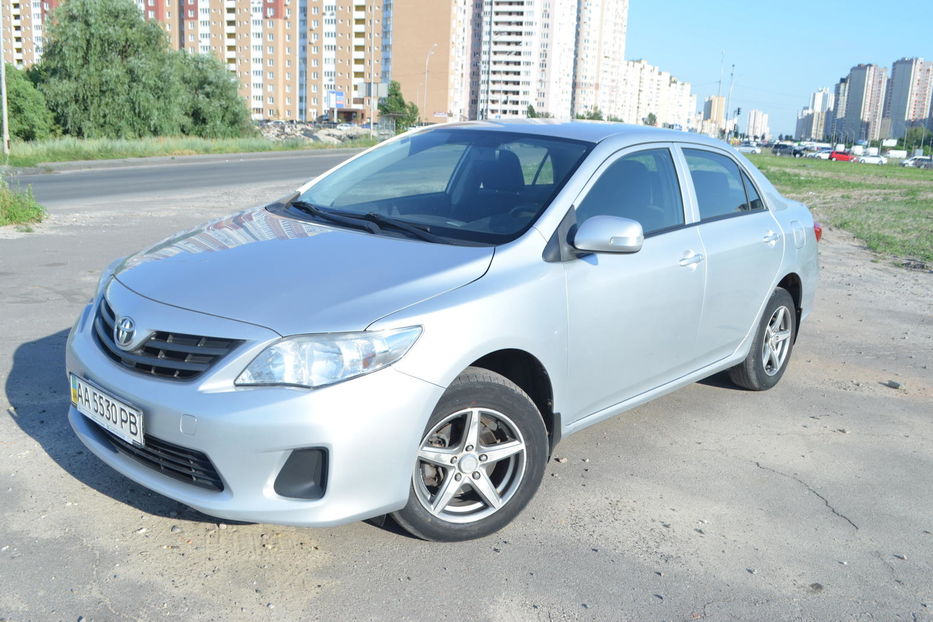 Продам Toyota Corolla 2012 года в Киеве