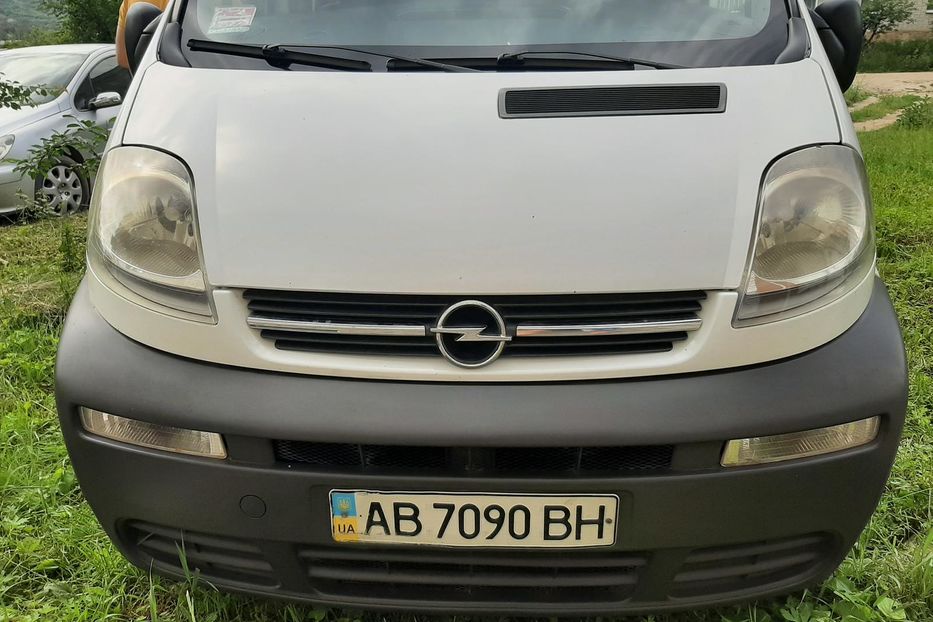 Продам Opel Vivaro пасс. 2003 года в г. Могилев-Подольский, Винницкая область