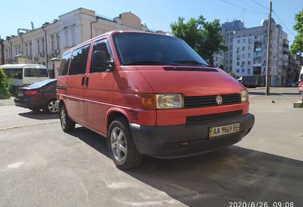 Продам Volkswagen T4 (Transporter) пасс. 2002 года в Киеве