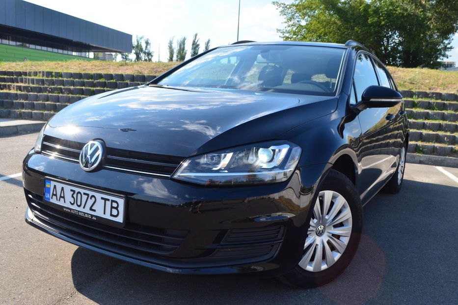 Продам Volkswagen Golf VII 2015 года в Киеве