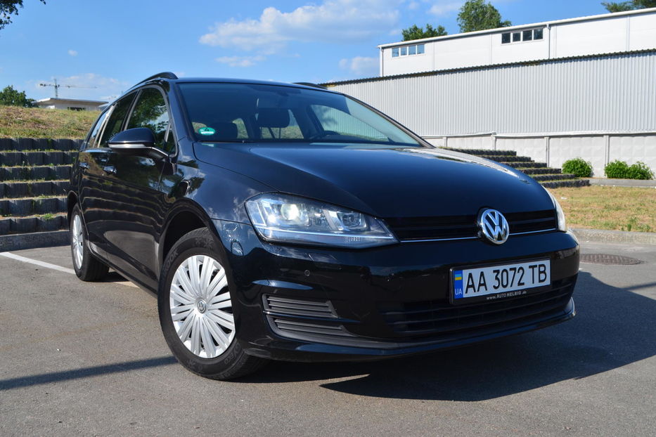 Продам Volkswagen Golf VII 2015 года в Киеве