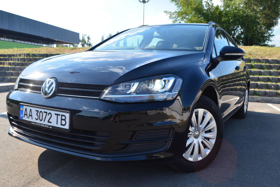 Продам Volkswagen Golf VII 2015 года в Киеве