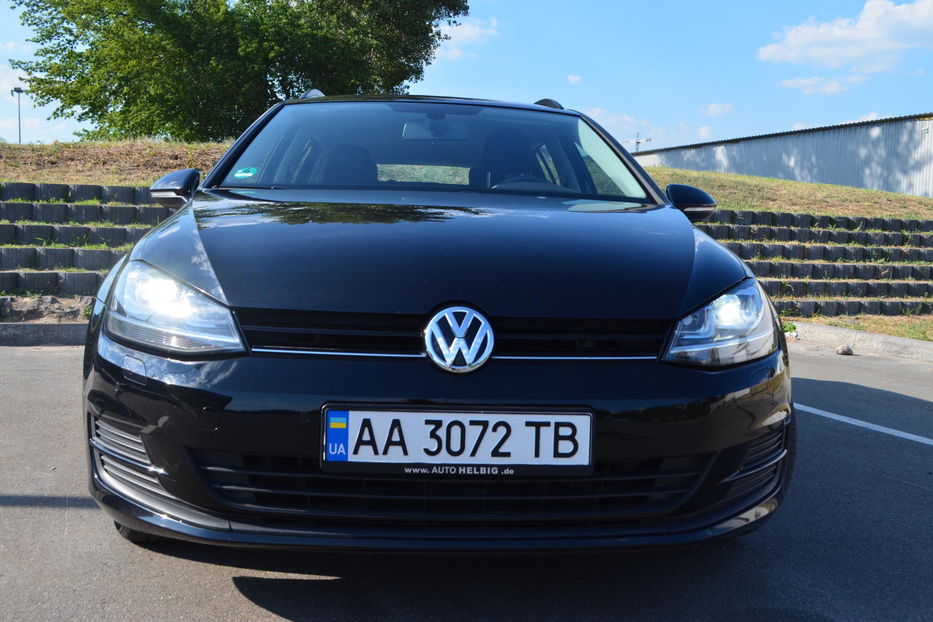 Продам Volkswagen Golf VII 2015 года в Киеве