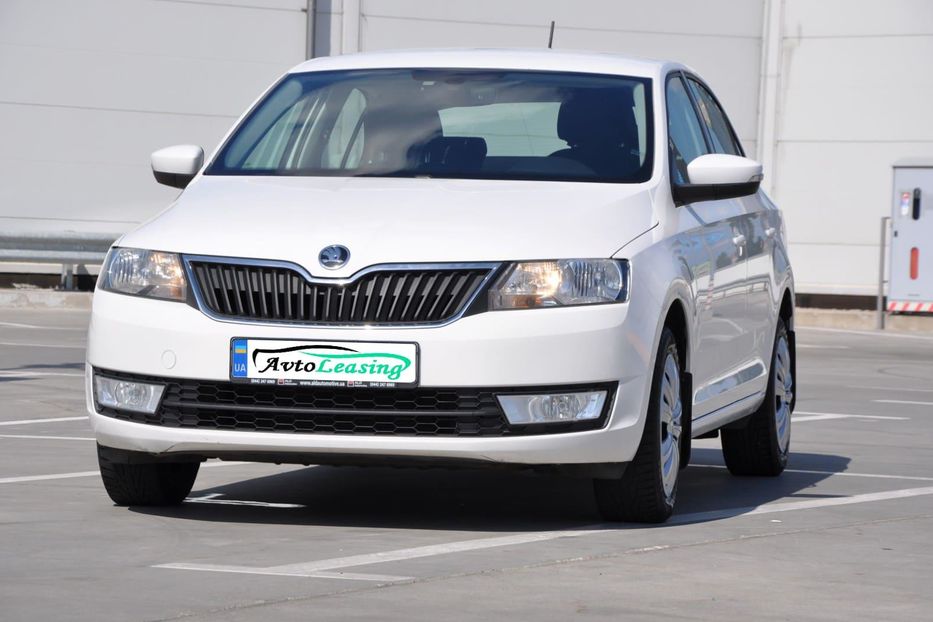 Продам Skoda Rapid 2017 года в Киеве