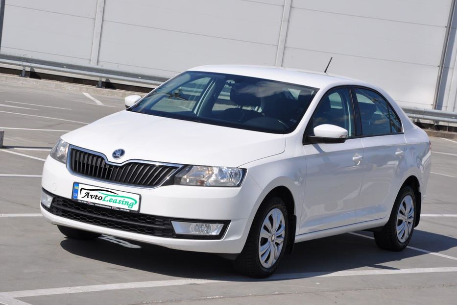 Продам Skoda Rapid 2017 года в Киеве