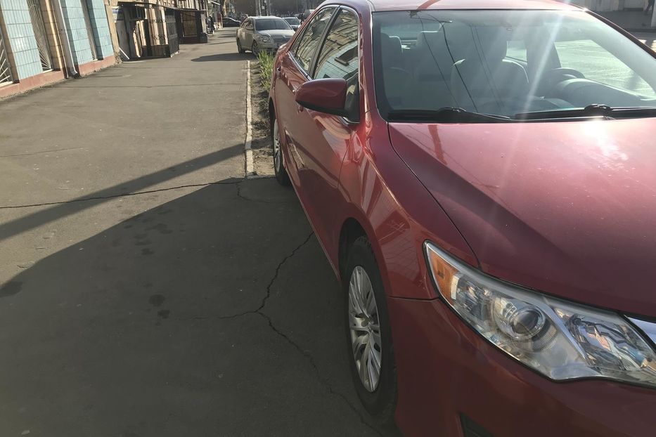 Продам Toyota Camry le 2013 года в Одессе