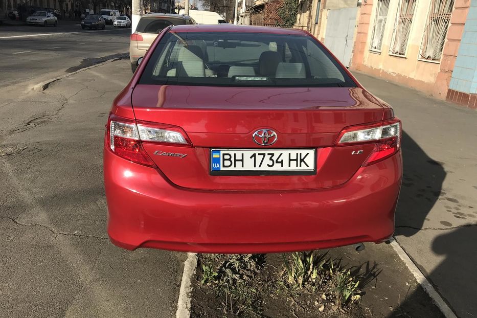 Продам Toyota Camry le 2013 года в Одессе